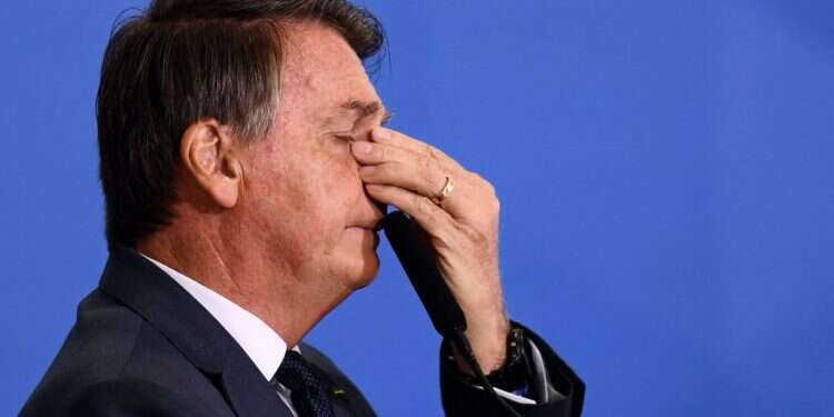 שנה לבחירות בברזיל: בולסונרו נאבק על כללי המשחק