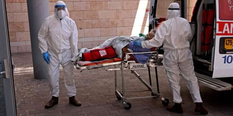 צוות מד שיא שלילי חדש בגל הרביעי: 8,646 מאומתים לקורונה אתמול