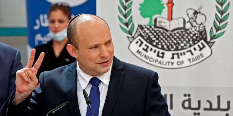 כשנתניהו בחופש, גם בנט נח קצת