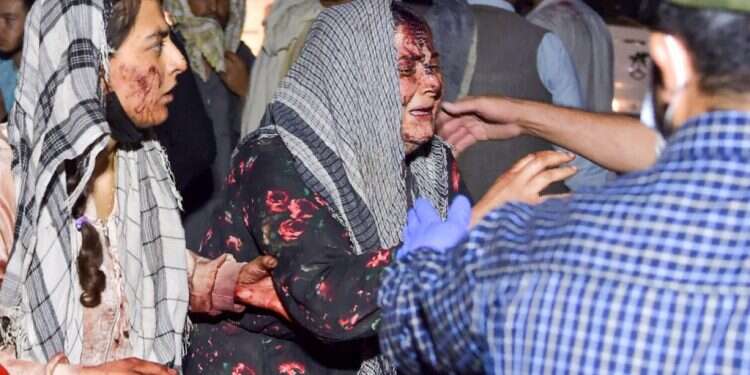 בכיר אמריקני: מספר חיילי מרינס נהרגו בפיגוע ההתאבדות בקאבול