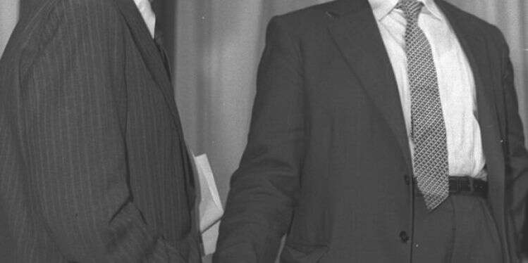 מאה שנים להולדתו של עמוס חכם, חתן התנ"ך הראשון ופרשנו