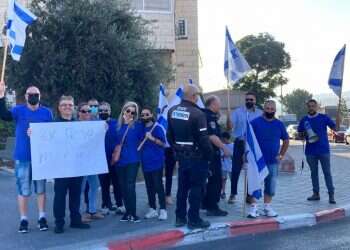 תושבי בנימין דורשים פתרונות לעומסי התנועה בכניסה הצפונית לירושלים