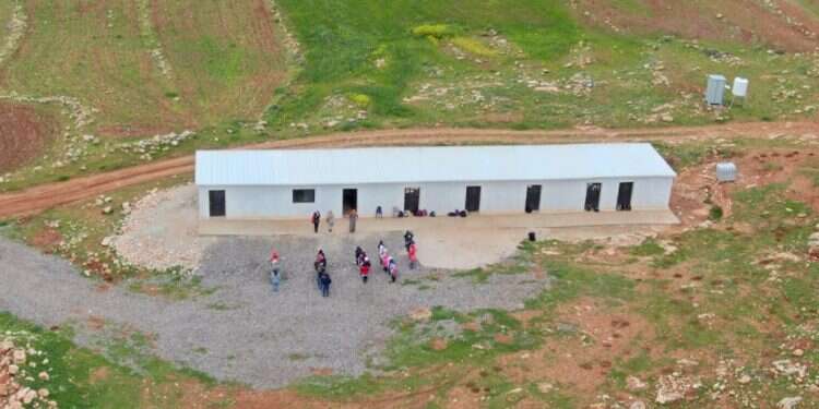 דו"ח חדש חושף: הרשות הפלסטינית בנתה עשרות בתי ספר בלתי חוקיים בשטחי C