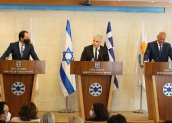 פגישה משולשת: שרי החוץ של יוון וקפריסים חוששים מטורקיה