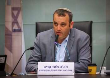 במשרד הבריאות דורשים להחיל את התו הסגול, בממשלה מתמהמהים