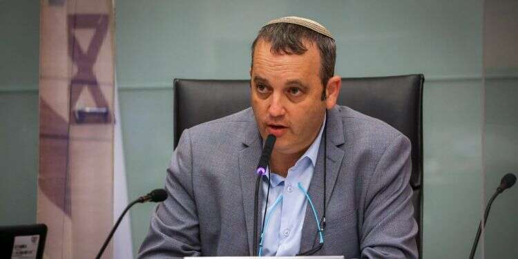 במשרד הבריאות דורשים להחיל את התו הסגול, בממשלה מתמהמהים