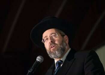 הרב הראשי לישראל הרב דוד לאו. צילום: יונתן זינדל, פלאש 90 מתי הסתרת מידע מהותי בזוגיות עלולה לשמש עילה לתביעה?