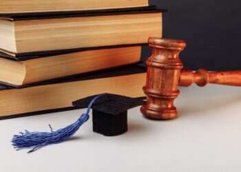 למי מתאים תואר שני במשפטים ללא משפטנים