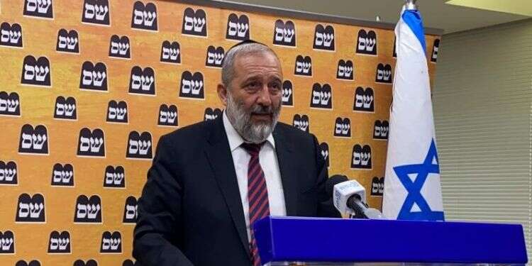 אריה דרעי, יו "התקציב הלבן": דרעי ביקר בחריפות את המסים שתטיל הממשלה