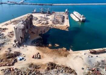 רומן קלסטרופובי מאתגר ורחב יריעה מהזן הישן והטוב