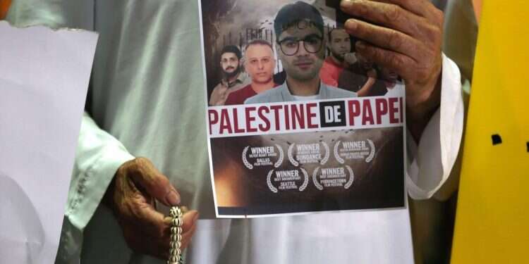 הפגנות תמיכה במחבלים שברחו מכלא גלבוע. צילום: EPA סדרת מעצרים בג'נין כחלק מהחיפושים אחר האסירים הנמלטים