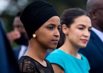 בכיר בסביבת ראש הממשלה: "לא רגועים" מהקיצונים במפלגה הדמוקרטית