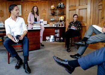 תעלומה: מדוע הצעירים ההולנדים נמוכים מהוריהם?