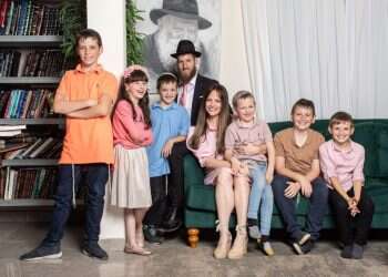 "אנחנו הרבה פעמים מאירים אור במקומות חשוכים"