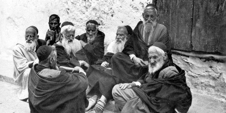 המלאח היהודי בקזבלנקה. מתוך דף הפייסבוק  האם יהודי מרוקו נהגו להדליק חשמל בחגים?