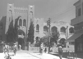 הילדים במערכת החינוך הכללית כמעט אינם לומדים על המורשת שלהם