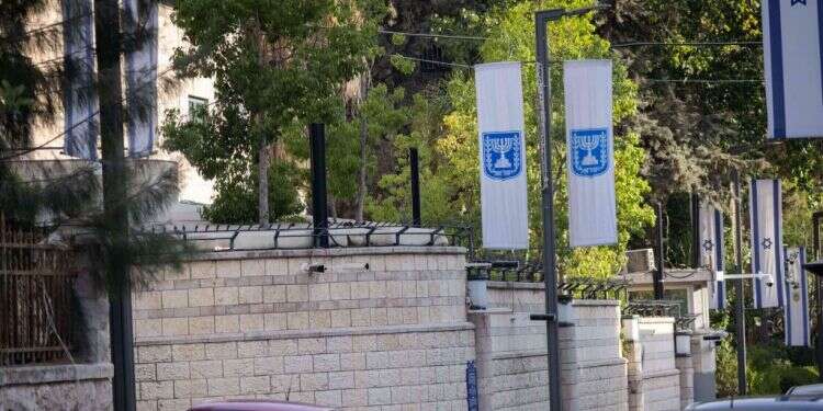 מעון ראש הממשלה ברחוב בלפור צילום: יונתן זינדל - פלאש 90 מעון רה"מ ריק – ורחוב בלפור פתוח למבקרים