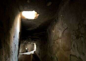 בנט, הצל את דרך עולי הרגל