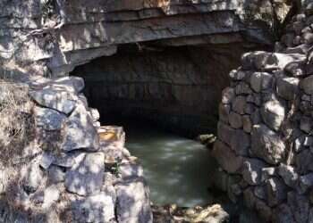 מטיילים בחול המועד: עין ספיר