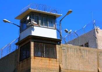 שלוש שנות מאסר בלבד לתושב הצפון שהצית מבני דת