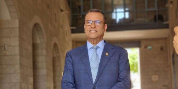 משה ליאון. צילום: דוברות ראש העיר משה ליאון, סליחה שלא היטבתי לראות את החזון