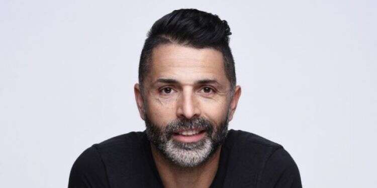 "פחות חדשות, פחות עצבים": נדב אבקסיס מתארח בסוכה של מקור ראשון