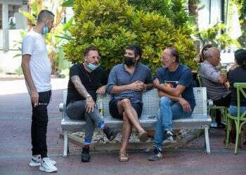 "הביקורת הייתה כי הממשלה מטאטא חדש. אנחנו עַם עִם המון ביקורת"