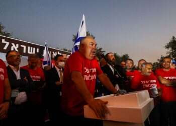 הקול העובד: עולם הפוליטיקה נשאר שלוב בעולם החקלאות, ולהפך