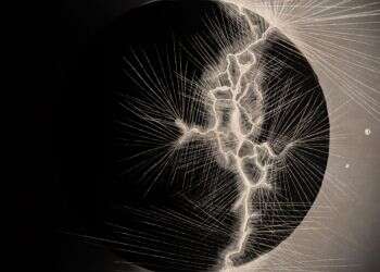 לעיתים קרובות, הכאב וחסד קשורים אחד בשני