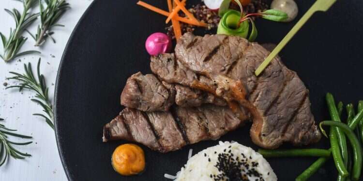 "300 גרם": עצירה מתבקשת לחובבי הבשר בגליל המערבי