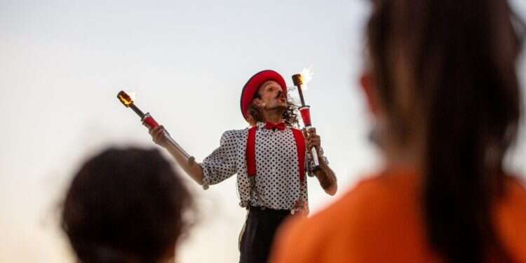 קרקס בבשור. צילום: דור פזואלו באדיבות רשות הטבע והגנים לא לילדים בלבד: פעילויות לחול המועד סוכות