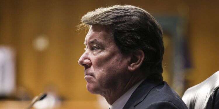 הסנאטור הרפובליקני ביל הגרטי. צילום: EPA רפובליקנים בסנאט נגד פתיחת קונסוליה לפלסטינים בירושלים