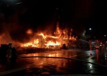 ים של להבות בטאיוואן: לפחות 46 נהרגו בשריפת ענק