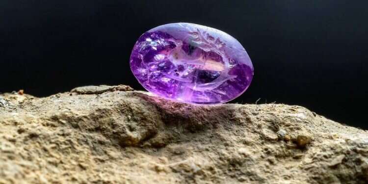 חתיכת היסטוריה: חותם מבית שני התגלה בכותל