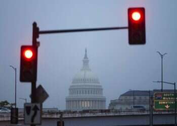 שחקי על החלומות: כשרעיונות גדולים נתקלים בספקות