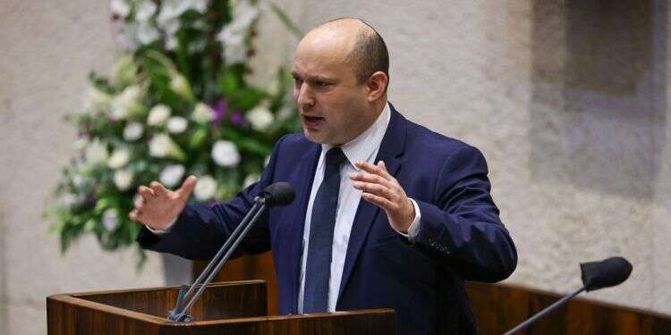 ראש הממשלה נפתלי בנט בכנסת. צילום: נועם מושקוביץ דוברות הכנסת הפרעות וצעקות בנאום ראש הממשלה בפתיחת מושב החורף בכנסת