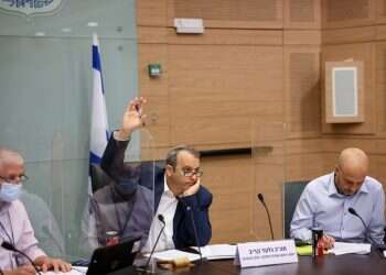 החשש: חוק הרגולציה המרוכך יגדיל את כוחם של היועמ"שים