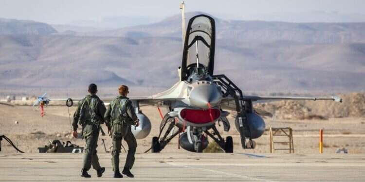 ה"בלו פלאג": הצצה לתרגיל האווירי הבינלאומי שנערך בישראל