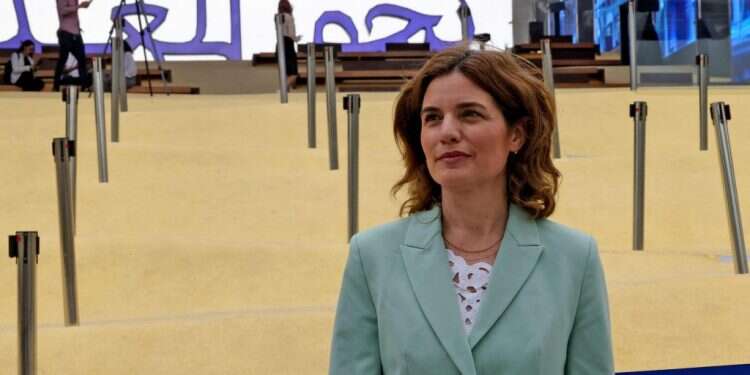 תמר זנדברג בתערוכת אקספו באיחוד האמירויות. צילום: AFP תמר זנדברג ביקרה באיחוד האמירויות; נושא צינור קצא"א לא עלה לדיון