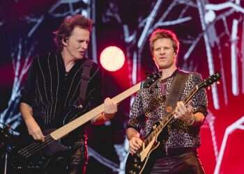 צילום: גטי אימג'ס בשירת הוד מלכותה: השירים האייקונים מאחורי סוכן 007