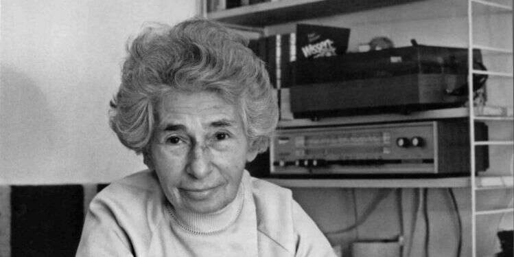 רצה לעבר הסכנה והתענגה על הסיכונים. אורסולה קוצ'ינסקי צילום: גטי אימג'ס סודות קטלניים: סיפורה האמיתי של "הסוכנת סוניה"