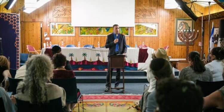 שר הדתות כהנא בכנס ירושלים למסורתיות. צילום: קרן רוזנברג השר כהנא: "לציבור המסורתי יש תפקיד חשוב באיחוי הקרעים בין חלקי העם"