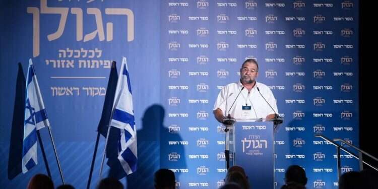 ראש המועצה האזורית גולן, חיים רוקח. צילום: אנצ'ו גוש ג'יני ראש מועצת גולן, חיים רוקח: צריך יישובים חדשים