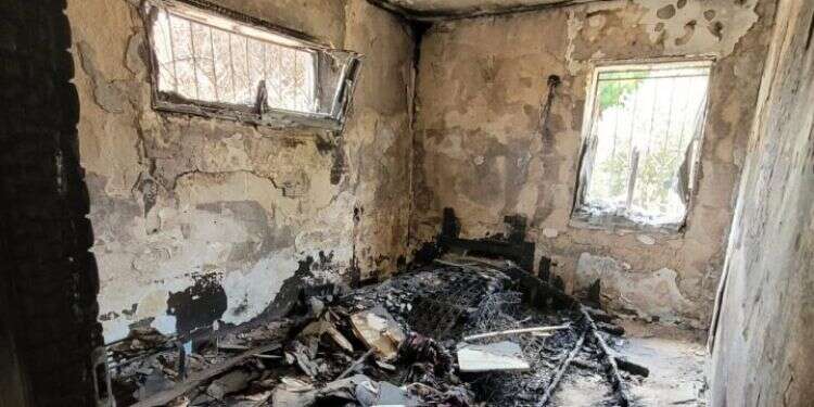 הבית שנשרף המשטרה לפרקליטות: לסגור את התיק בעניין הבית שנשרף בפרעות