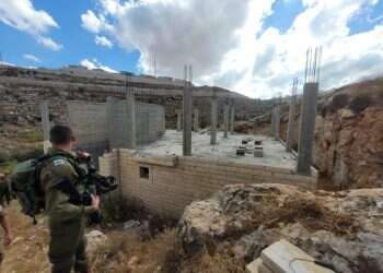 המנהל האזרחי הרס מבנים בלתי חוקיים צפונית לאפרת