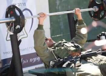 דואגים לחיילי צה"ל מרחוק