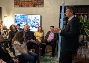 הנדל התפלל בבית כנסת קונסרבטיבי בארה"ב: "מצב של פיקוח נפש"