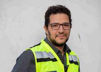 "מרתק להסתכל על המבנה, להבין את הכוחות הפועלים"