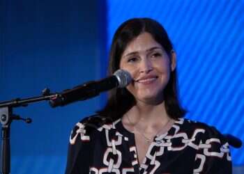 קארין אלהרר. צילום: אנצ'ו גוש ג'יני האם הסכם מכירת המים לירדן הוא היסטוריה?