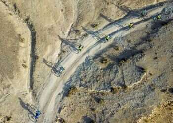 הרופאים ניבאו שלא יוכל ללכת – עכשיו הוא יוצא למסע של עשרות קילומטרים